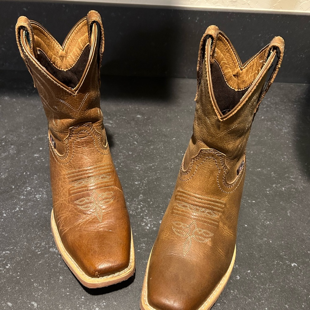 Women’s Brown Justin Leather Western Boots